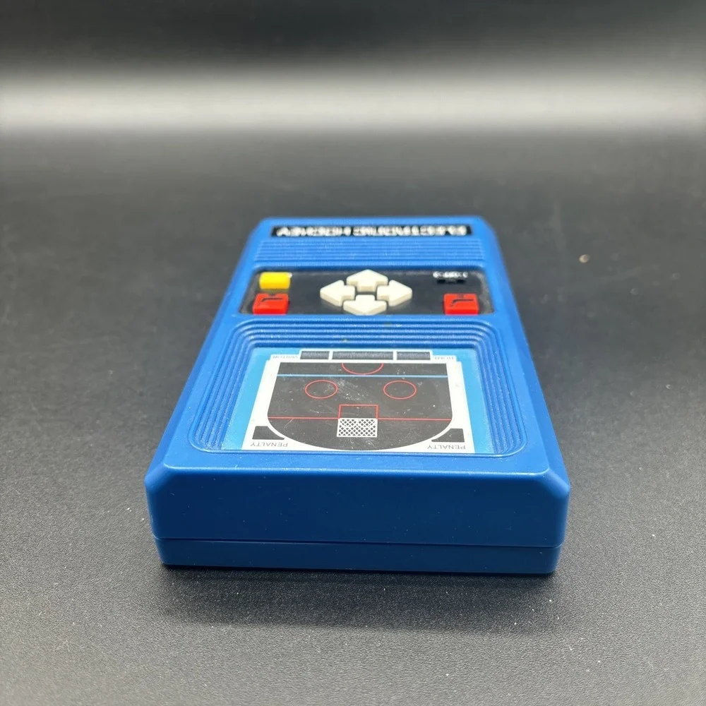 Authentic Mattel Electronics Hockey 2946-0330 Vintage 1978 Handheld Game Works